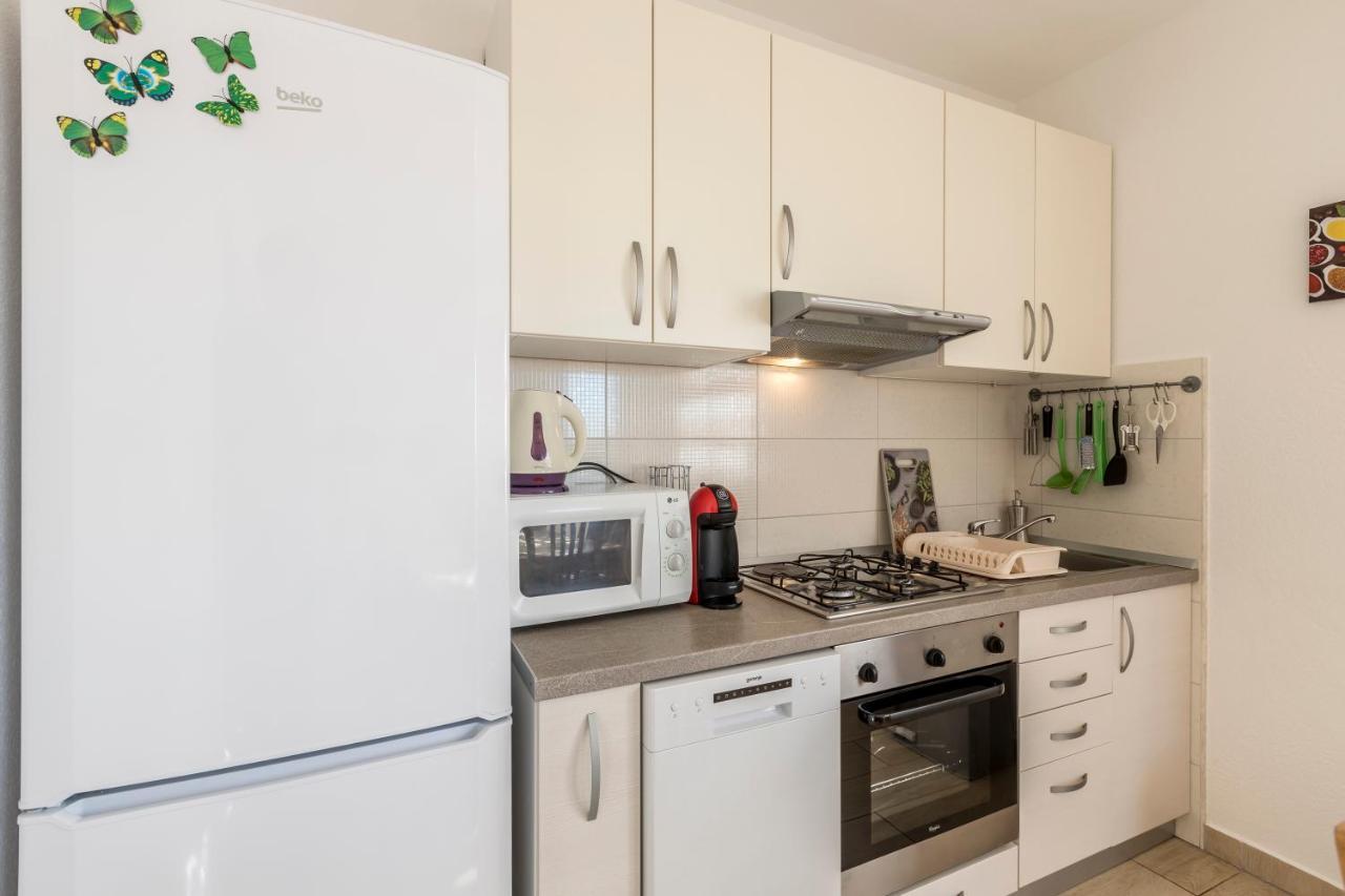 Apart Sa Terasom 250M Od Plaze,Parking,Wi Fi,Rostilj Trogir Luaran gambar