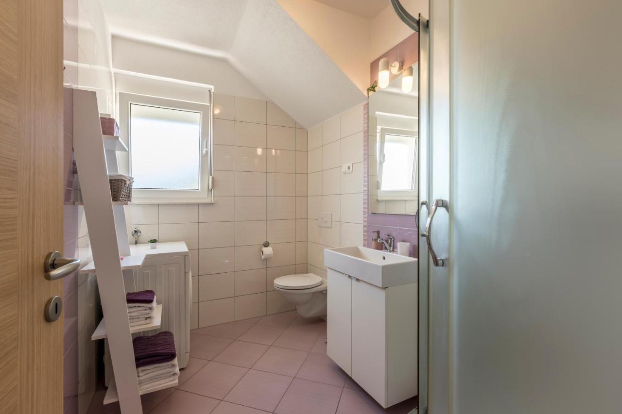 Apart Sa Terasom 250M Od Plaze,Parking,Wi Fi,Rostilj Trogir Luaran gambar
