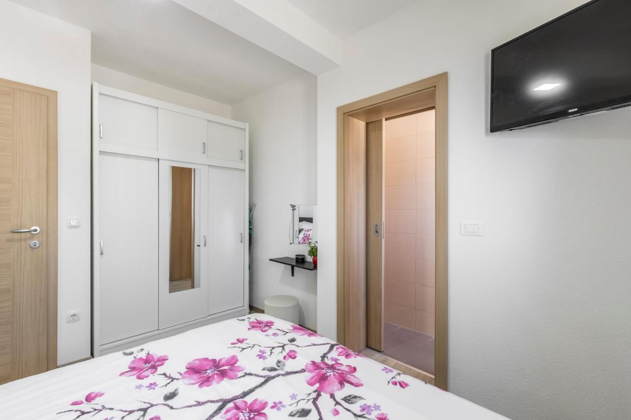 Apart Sa Terasom 250M Od Plaze,Parking,Wi Fi,Rostilj Trogir Luaran gambar