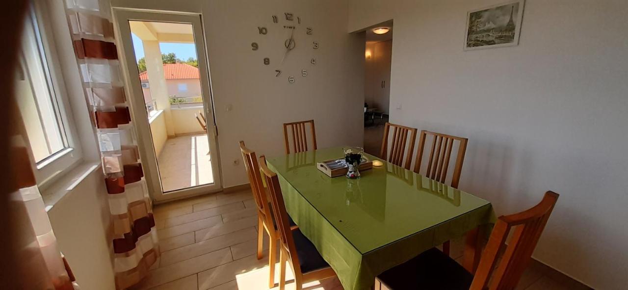 Apart Sa Terasom 250M Od Plaze,Parking,Wi Fi,Rostilj Trogir Luaran gambar