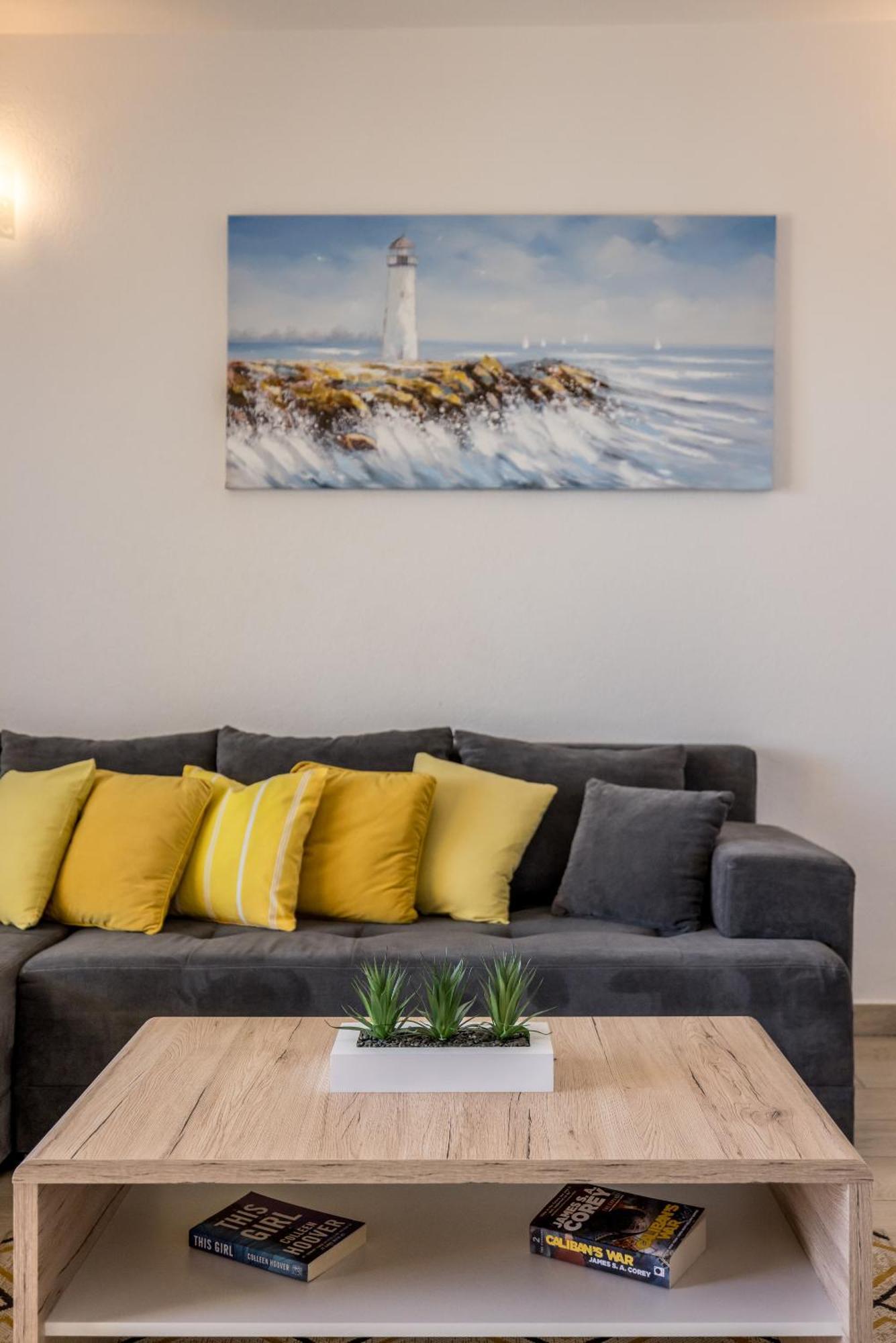 Apart Sa Terasom 250M Od Plaze,Parking,Wi Fi,Rostilj Trogir Luaran gambar